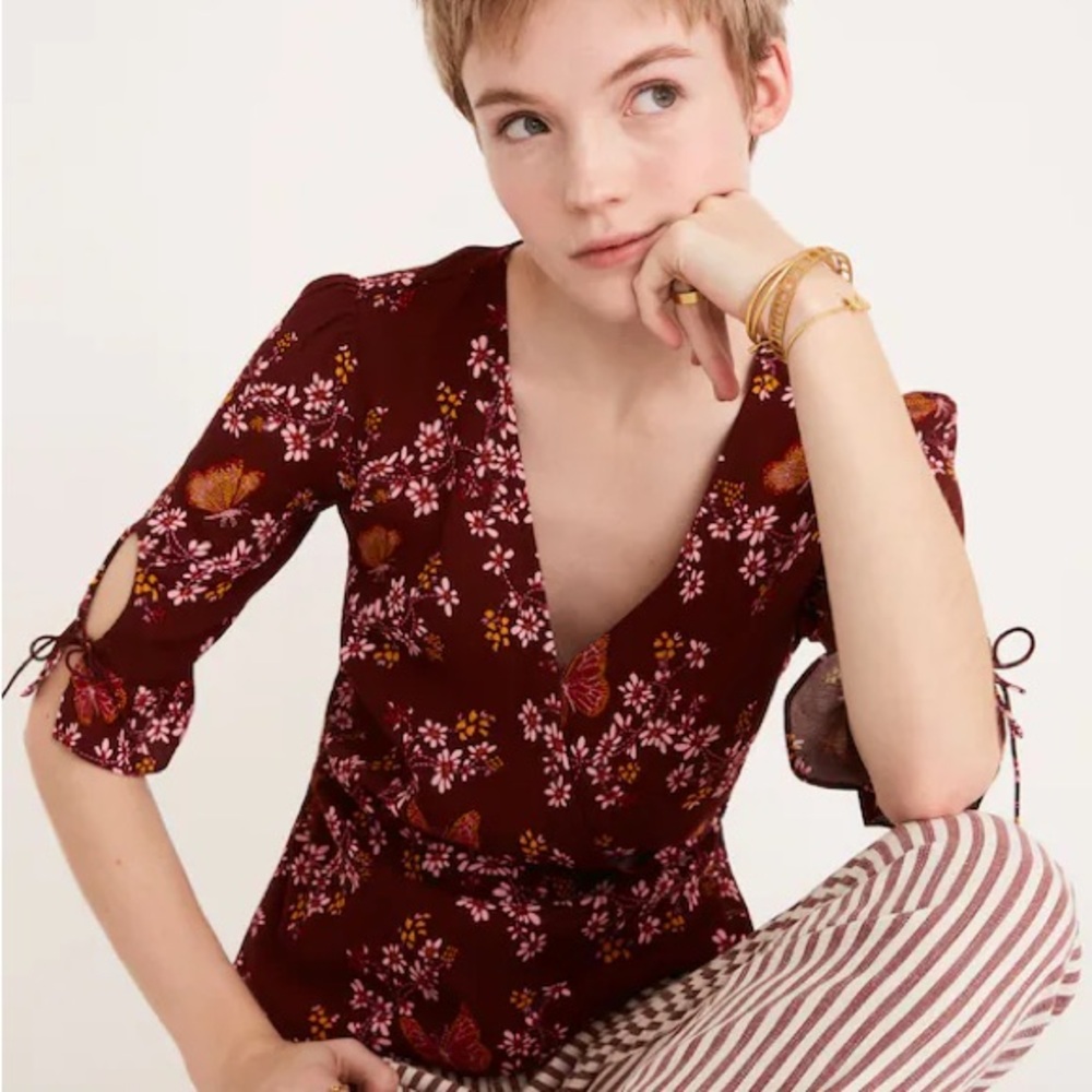 Madewell‎ Burgundy Tie-Sleeve Peplum Wrap Top in Butterfly Sanctuary Size 2